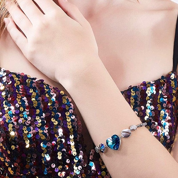 Diamond Heart Bracelet - Picture 3 of 3